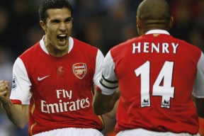 中国足球官方发布训练日程，中国足球训练视频