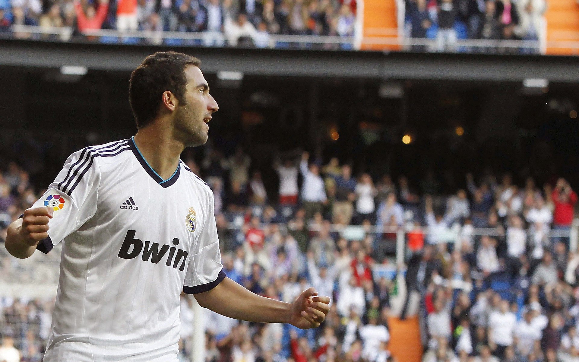 世界杯精彩绝伦：百变战术引爆全场，世界杯惊天逆转